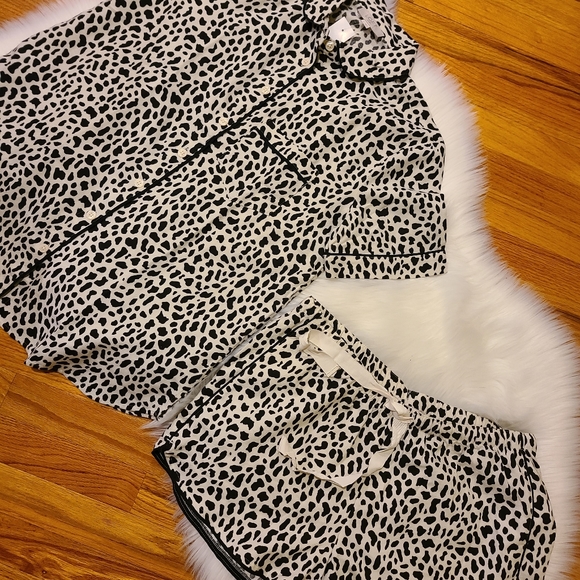 Pajama Set - Picture 6 of 6